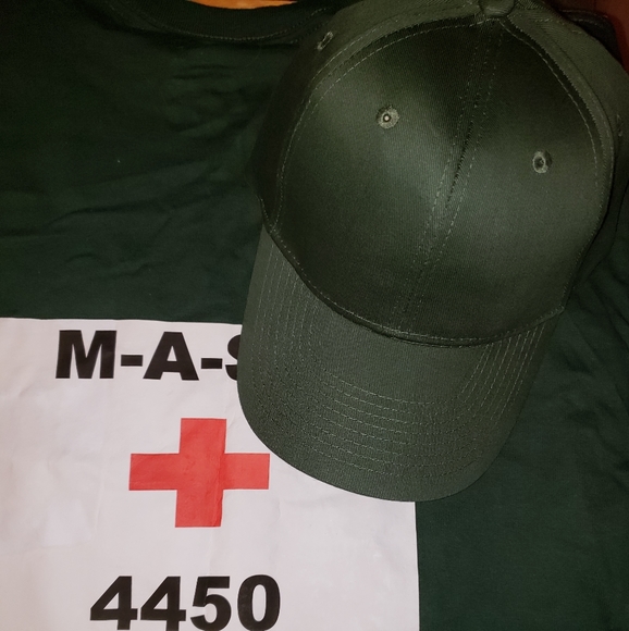 Hotlips I Defend MASH Medium T-shirt & Sma… - Picture 2 of 8